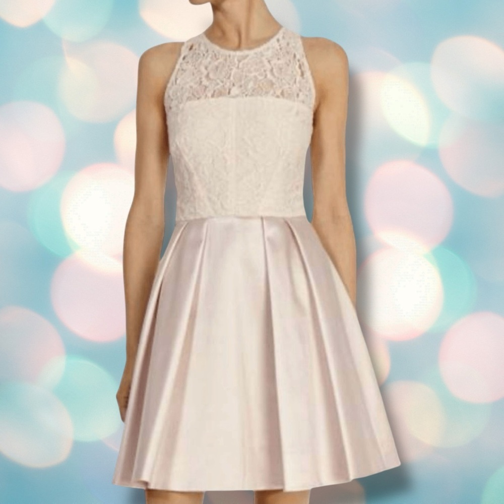 BRAND NEW Cenia New York Women’s Lace Marilyn Fit Dress Size 6